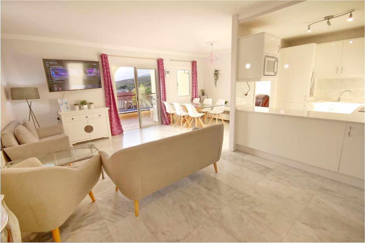 Dinastia D201 By Tenerife Rental & Sales Los Cristianos  Ngoại thất bức ảnh